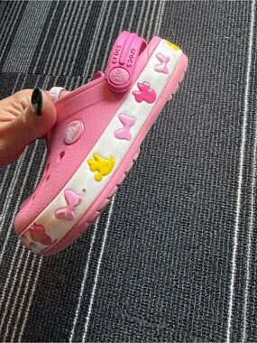 CROCS Disney Mini Mouse Kids' Lightweight Pink Slip-On Sandals